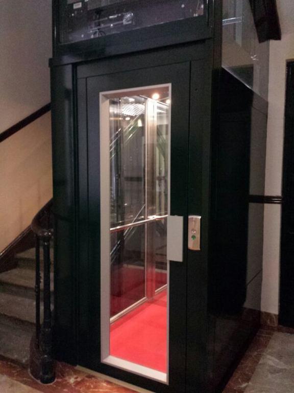 Hostal Alistana Мадрид Екстериор снимка